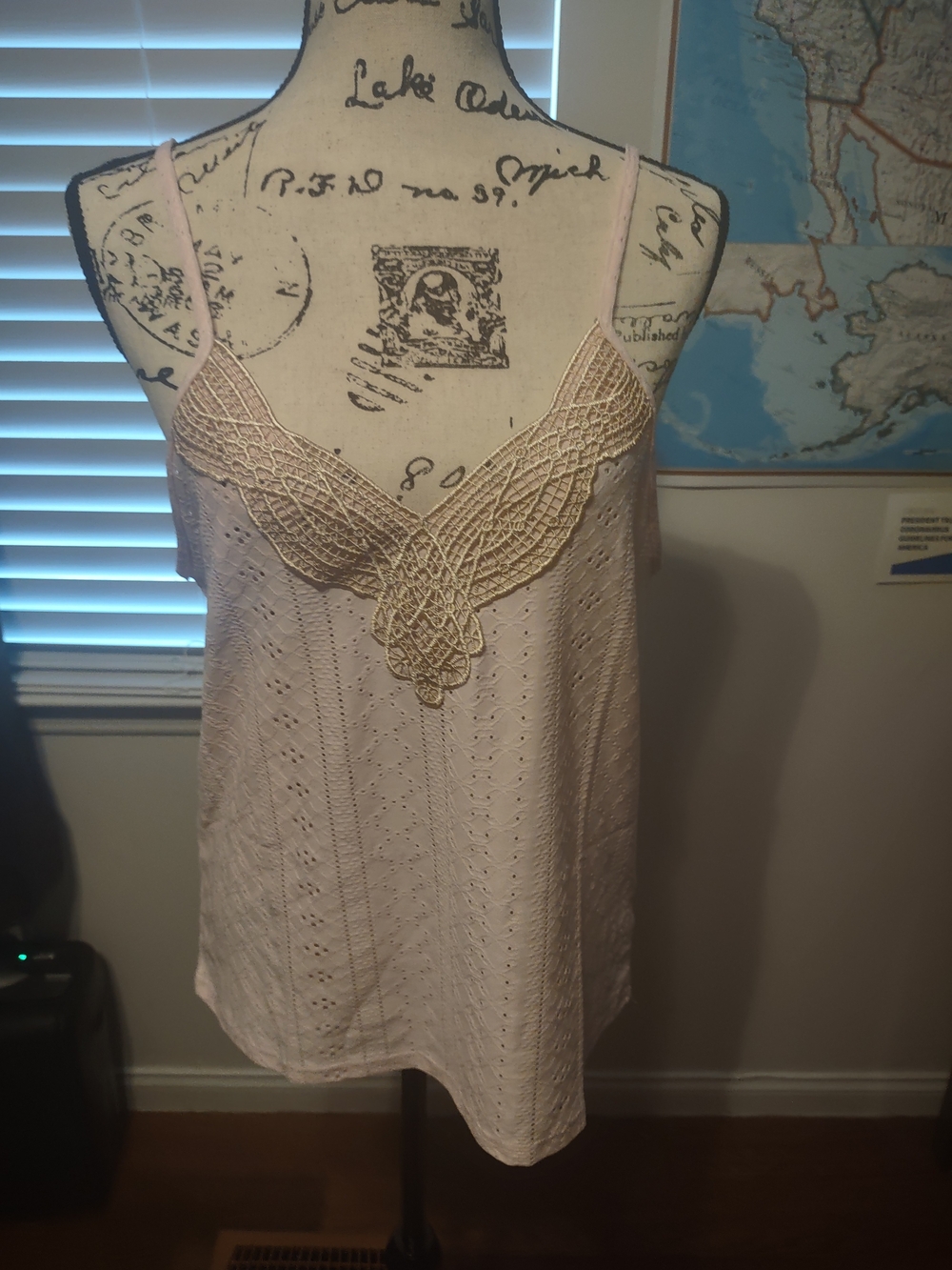 SHEIN Light Pink Lace-Trim Spaghetti Strap Tank